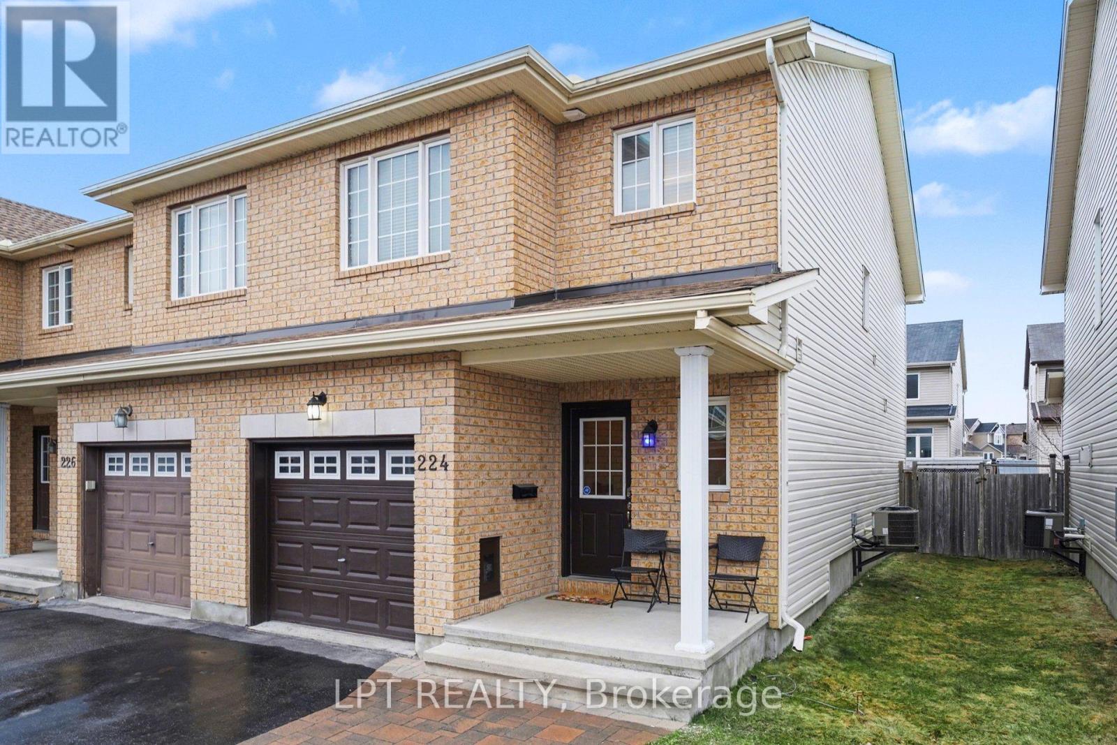 224 Lamplighters Drive, Ottawa, Ontario  K2J 0K7 - Photo 2 - X13000198