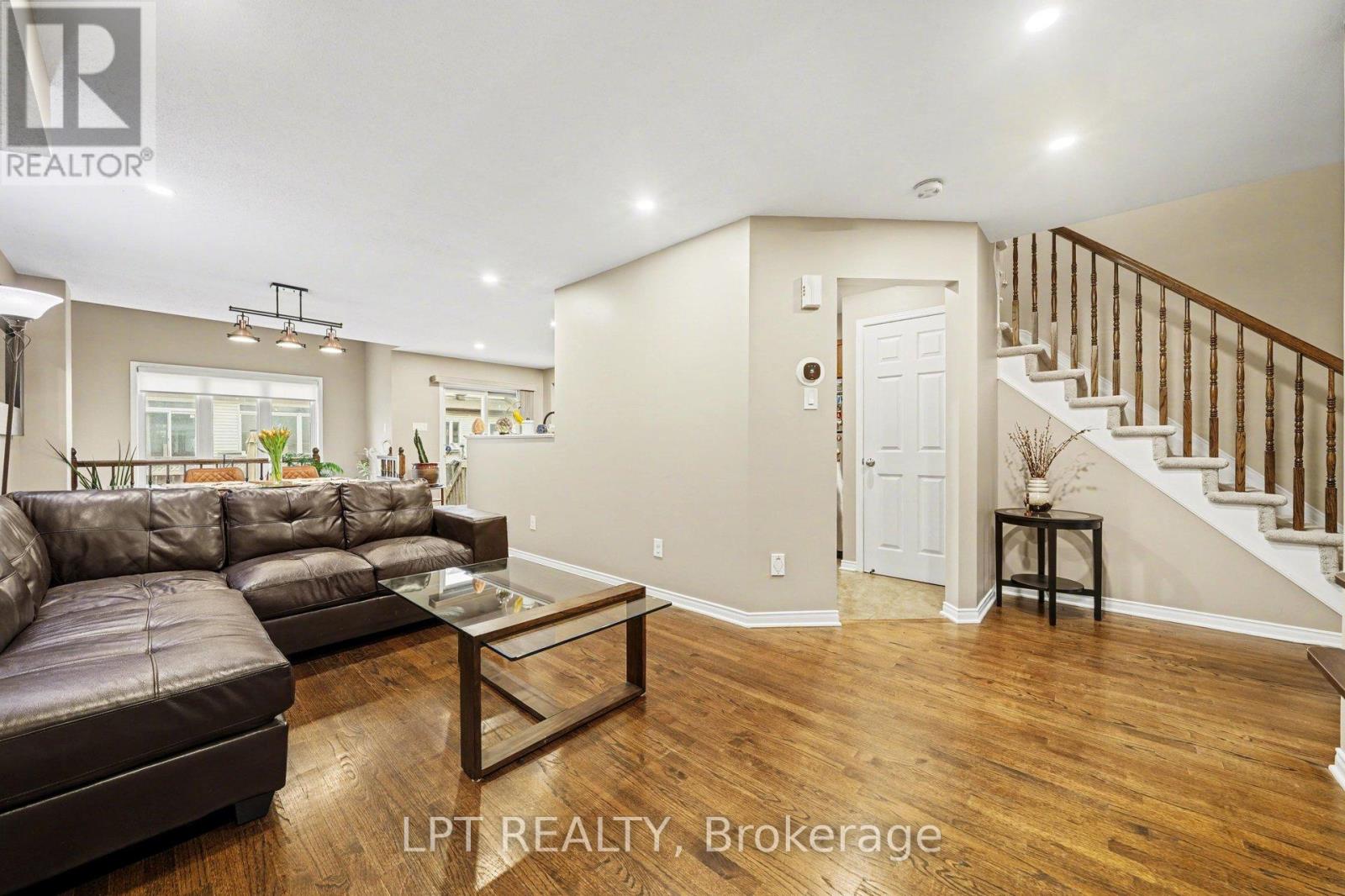 224 Lamplighters Drive, Ottawa, Ontario  K2J 0K7 - Photo 6 - X13000198