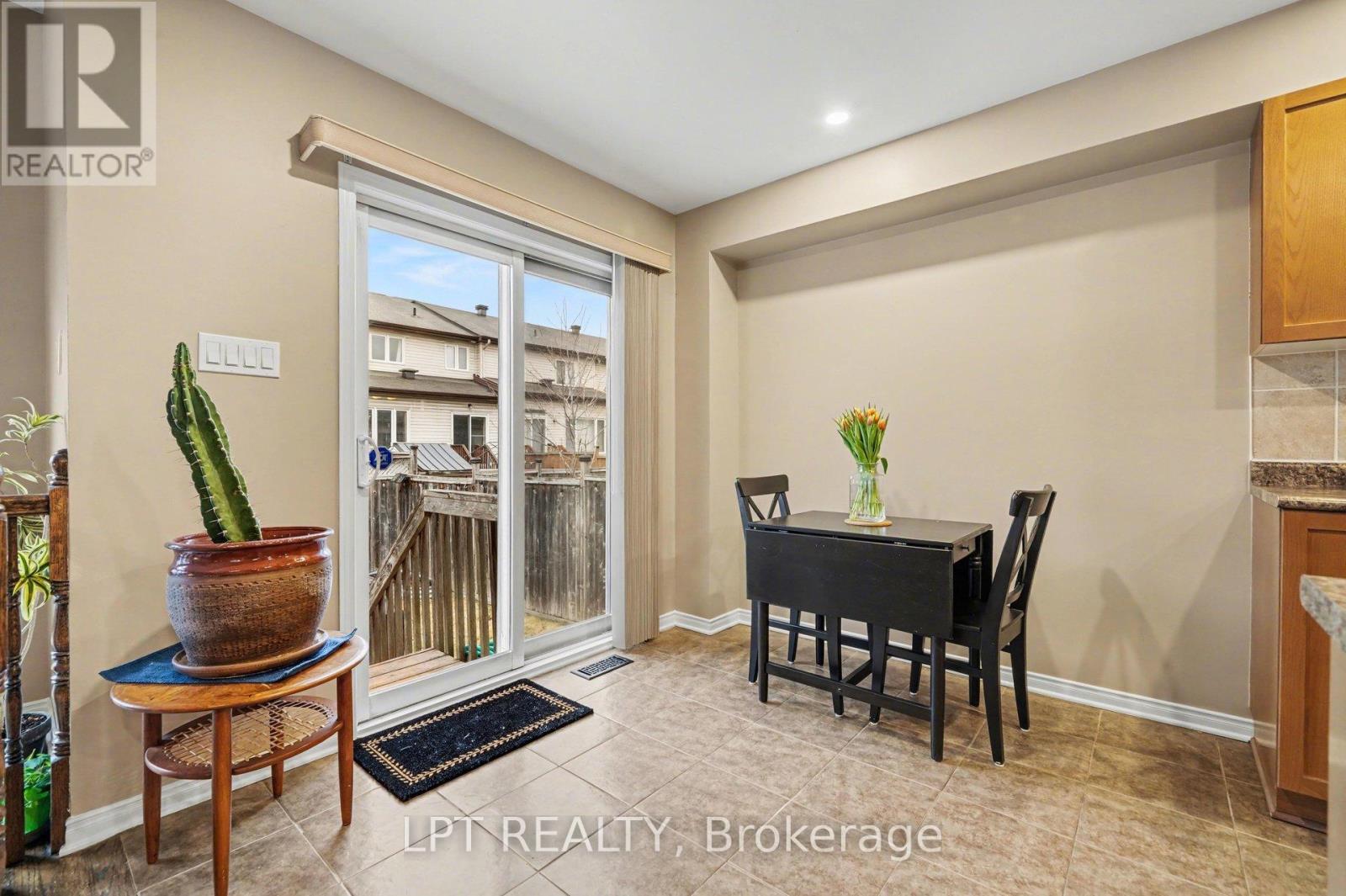 224 Lamplighters Drive, Ottawa, Ontario  K2J 0K7 - Photo 8 - X13000198