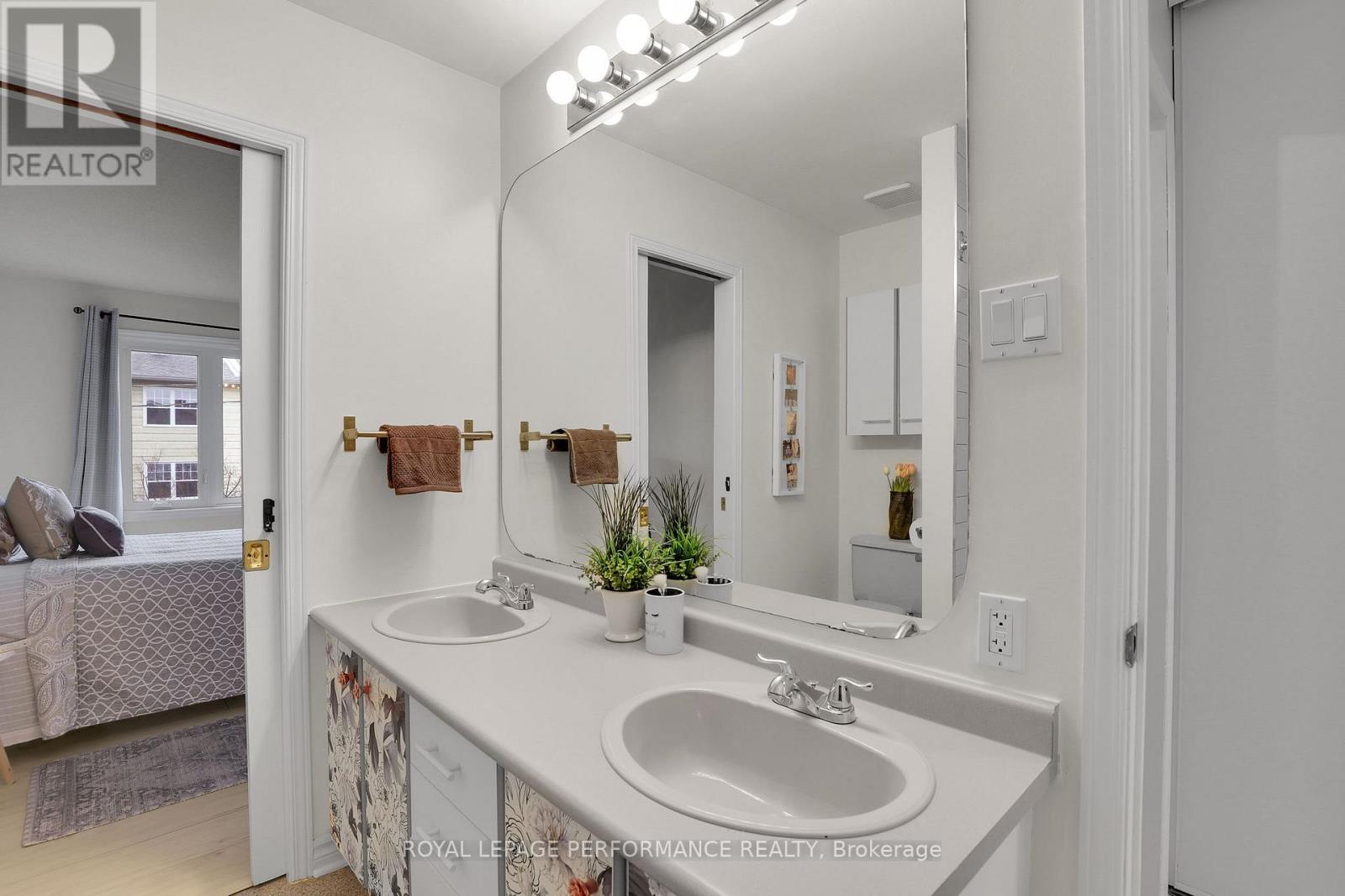 221 Desrosiers Street, Ottawa, Ontario  K1L 7T2 - Photo 16 - X13000220