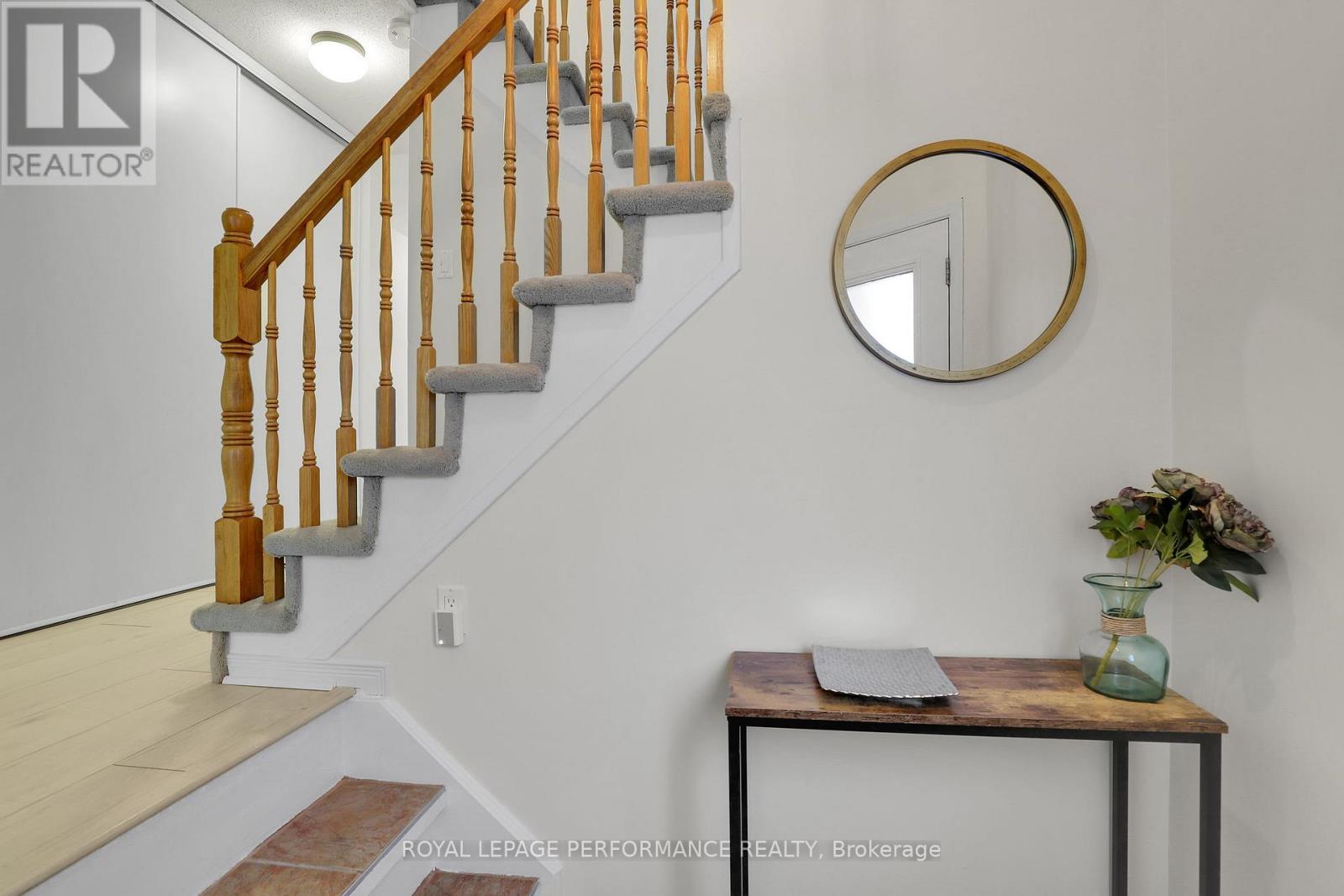 221 Desrosiers Street, Ottawa, Ontario  K1L 7T2 - Photo 3 - X13000220