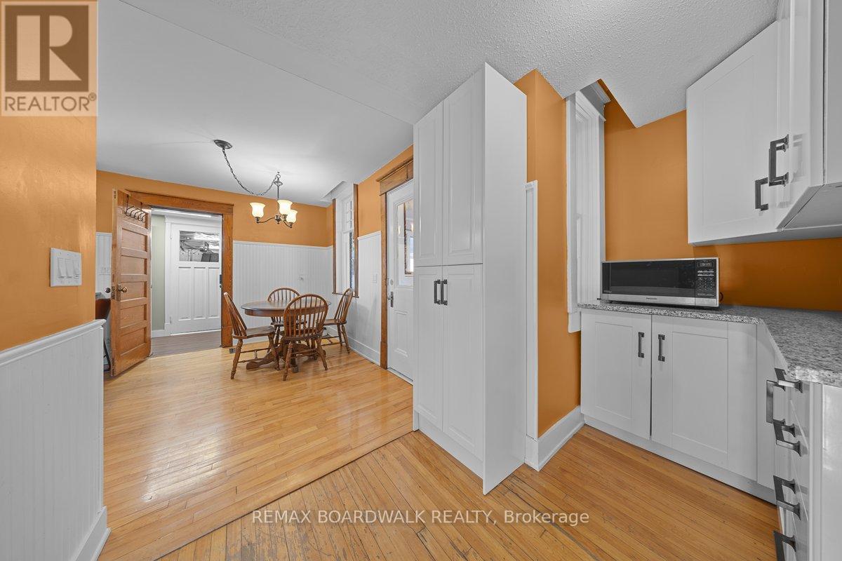 30 Emily Street, Carleton Place, Ontario  K7C 1S2 - Photo 11 - X13000276