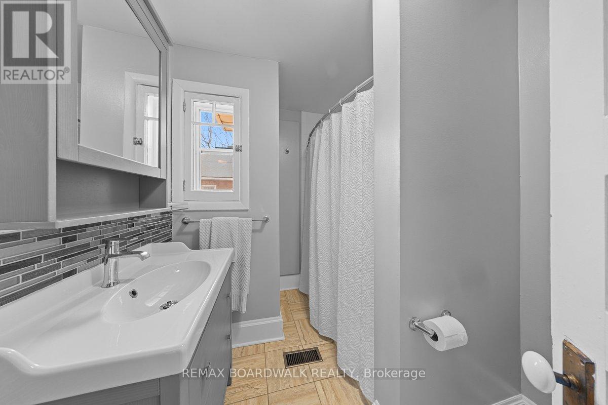 30 Emily Street, Carleton Place, Ontario  K7C 1S2 - Photo 25 - X13000276