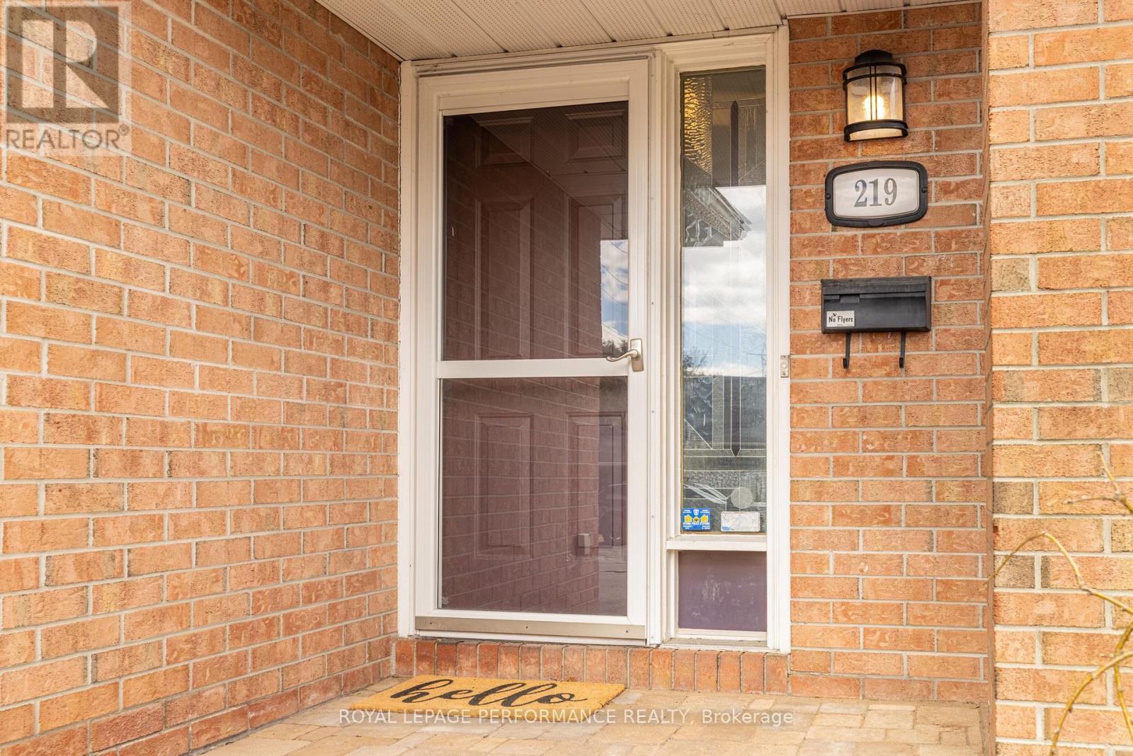 219 Switzer Avenue, Ottawa, Ontario K1Z 7H8 - Photo 3 - X13000346