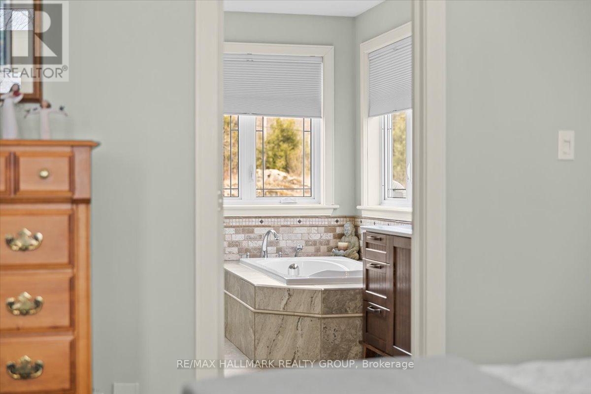 3670b Westport Road, Frontenac, Ontario  K0H 1T0 - Photo 24 - X13000392