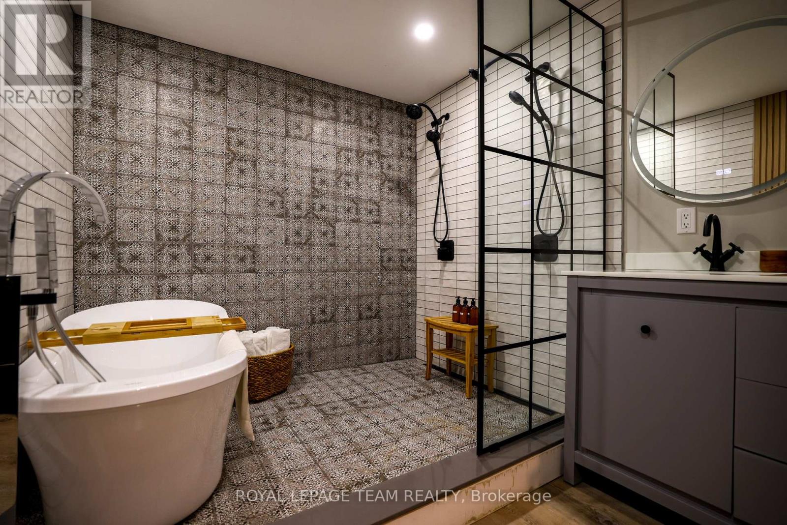 551 Little Rideau Lake Road, Rideau Lakes, Ontario  K0G 1V0 - Photo 20 - X13000426