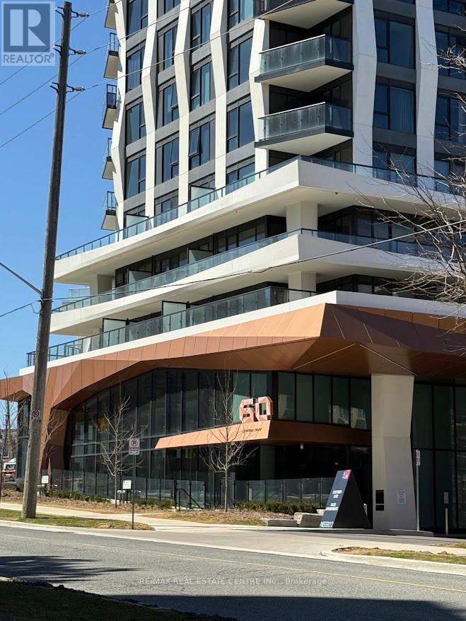 2004 - 60 Central Park Roadway Road, Toronto, Ontario  M9A 0E6 - Photo 2 - W12994030