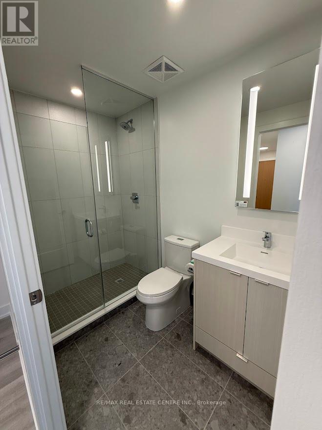 2004 - 60 Central Park Roadway Road, Toronto, Ontario  M9A 0E6 - Photo 21 - W12994030