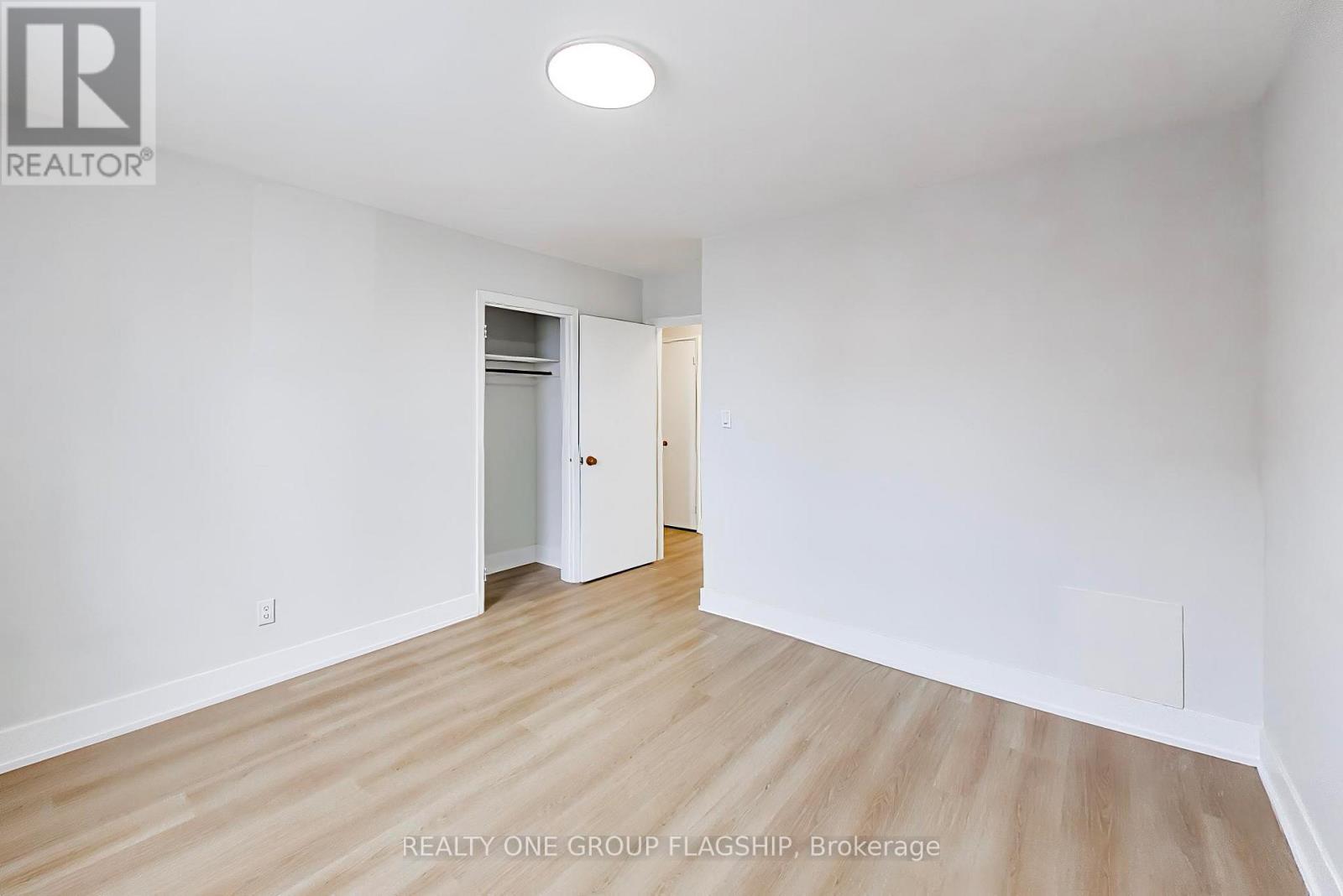 4 - 7 Elmwood Avenue S, Mississauga, Ontario  L5G 3J6 - Photo 13 - W12997104