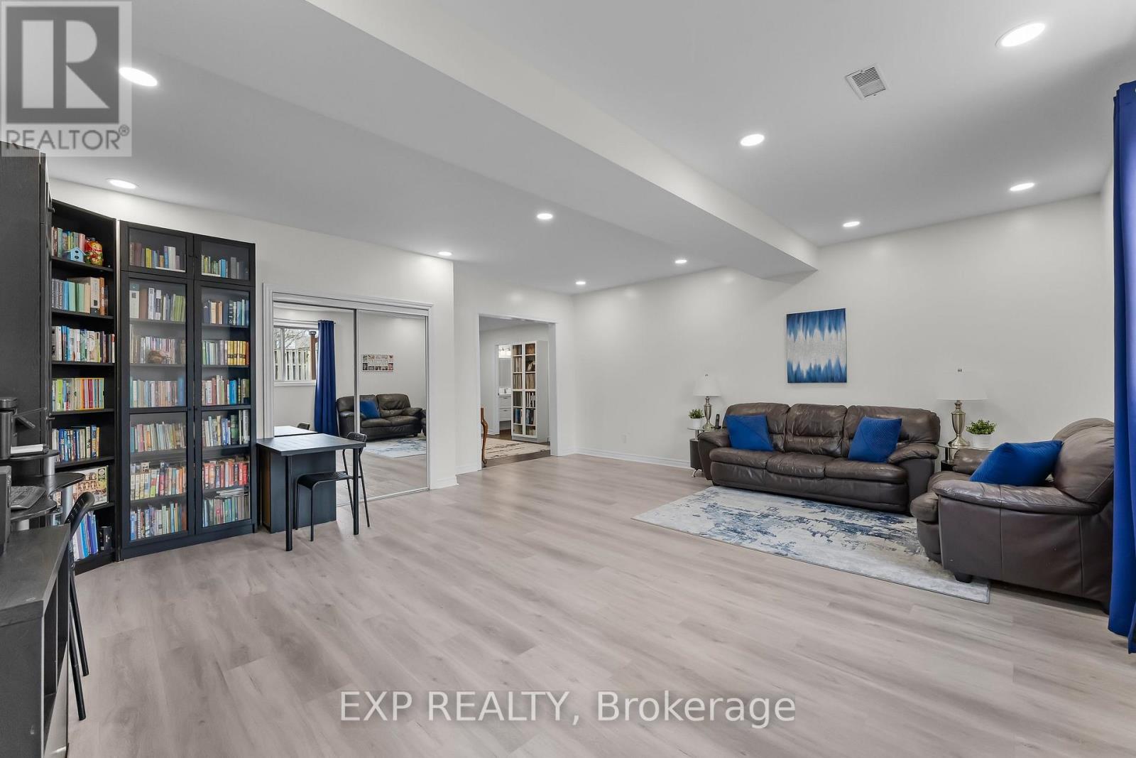 7032 Kelly Drive, Niagara Falls, Ontario  L2H 3J9 - Photo 27 - X13000182