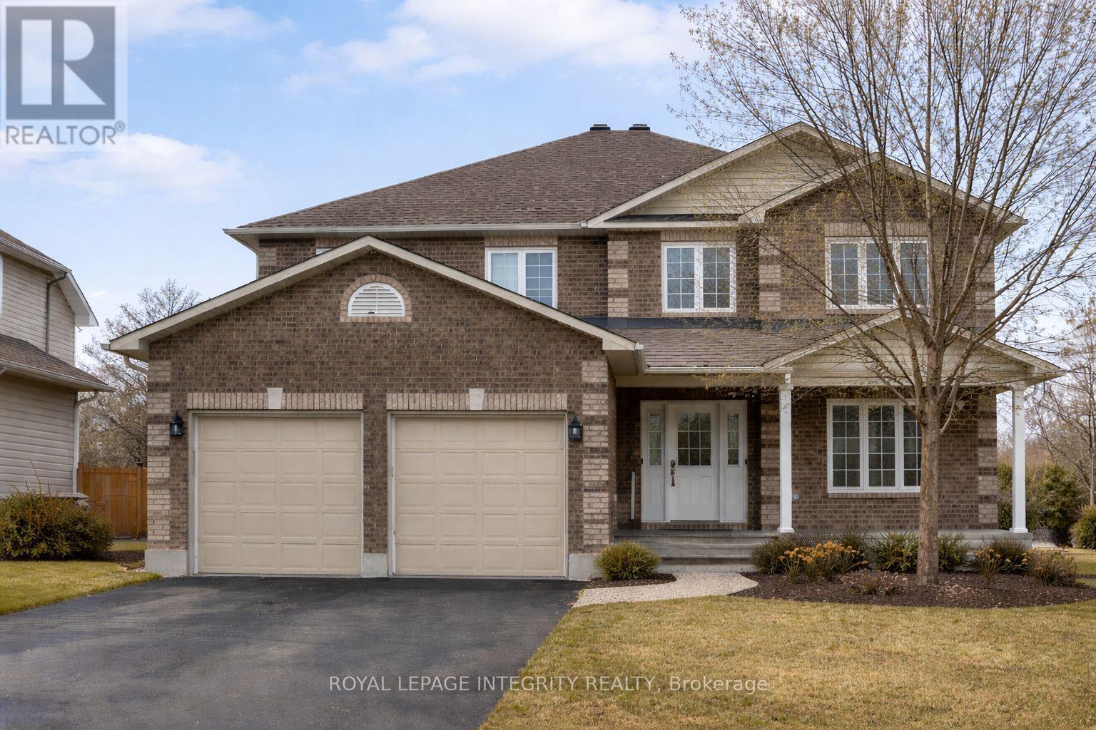 111 COMBA DRIVE, Carleton Place, Ontario