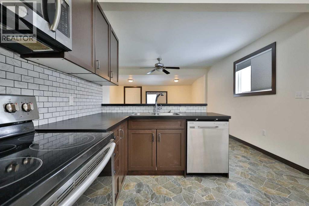 1817 1a Avenue  N, Lethbridge, Alberta  T1H 0A9 - Photo 12 - A2299545