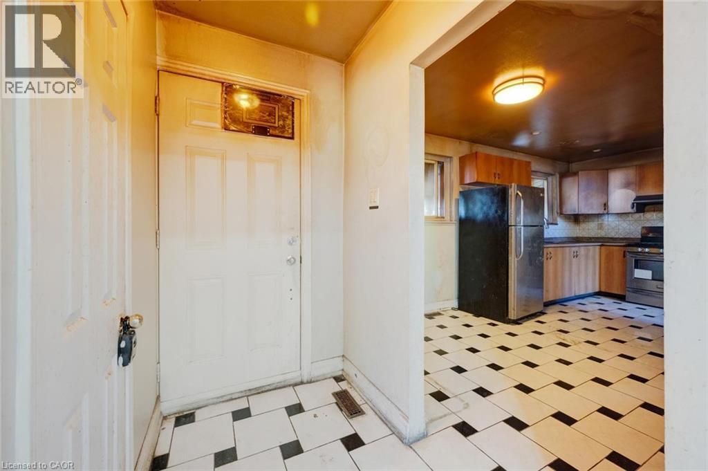 7270 Topping Road, Mississauga, Ontario  L4T 2Y5 - Photo 3 - 40760021