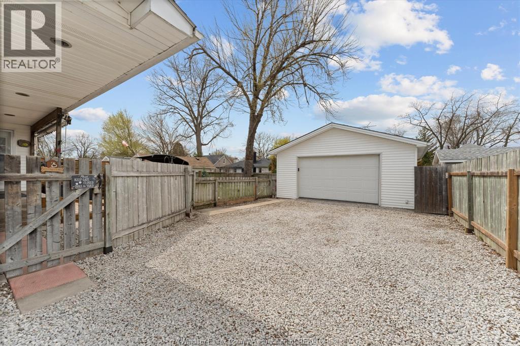 2355 Pillette, Windsor, Ontario  N8T 1P7 - Photo 34 - 26008197