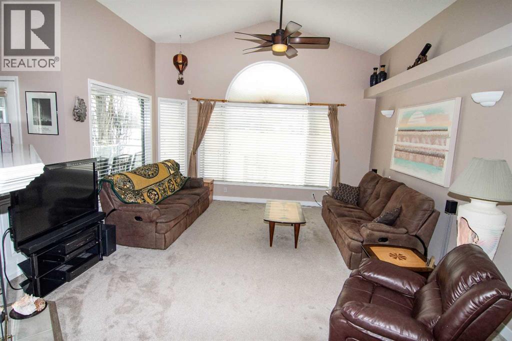 43 Valley Ridge Green NW, Calgary, Alberta  T3B 5L4 - Photo 20 - A2288000