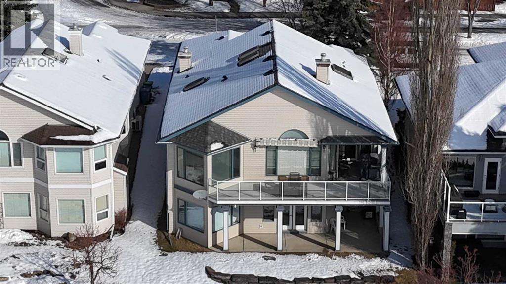 43 Valley Ridge Green NW, Calgary, Alberta  T3B 5L4 - Photo 10 - A2288000