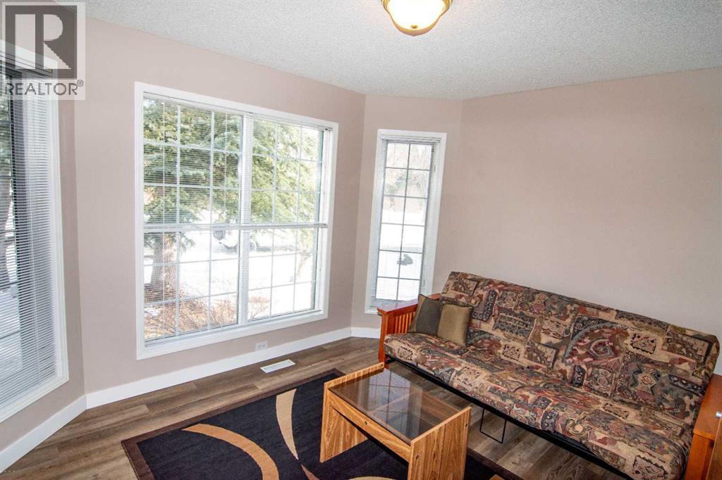 43 Valley Ridge Green NW, Calgary, Alberta  T3B 5L4 - Photo 35 - A2288000