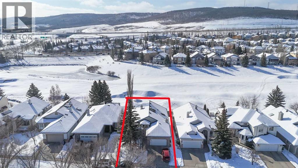 43 Valley Ridge Green NW, Calgary, Alberta  T3B 5L4 - Photo 13 - A2288000