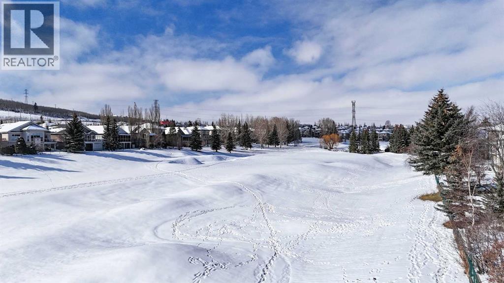 43 Valley Ridge Green NW, Calgary, Alberta  T3B 5L4 - Photo 15 - A2288000