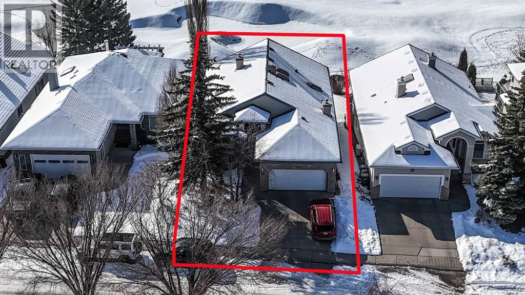 43 Valley Ridge Green NW, Calgary, Alberta  T3B 5L4 - Photo 2 - A2288000