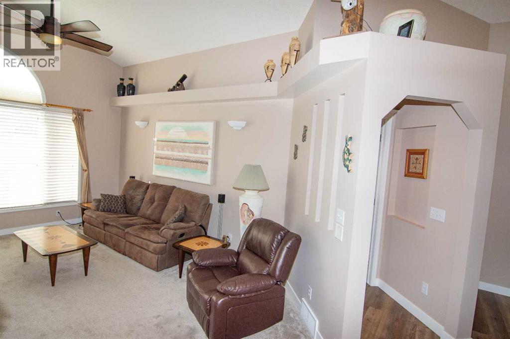 43 Valley Ridge Green NW, Calgary, Alberta  T3B 5L4 - Photo 22 - A2288000