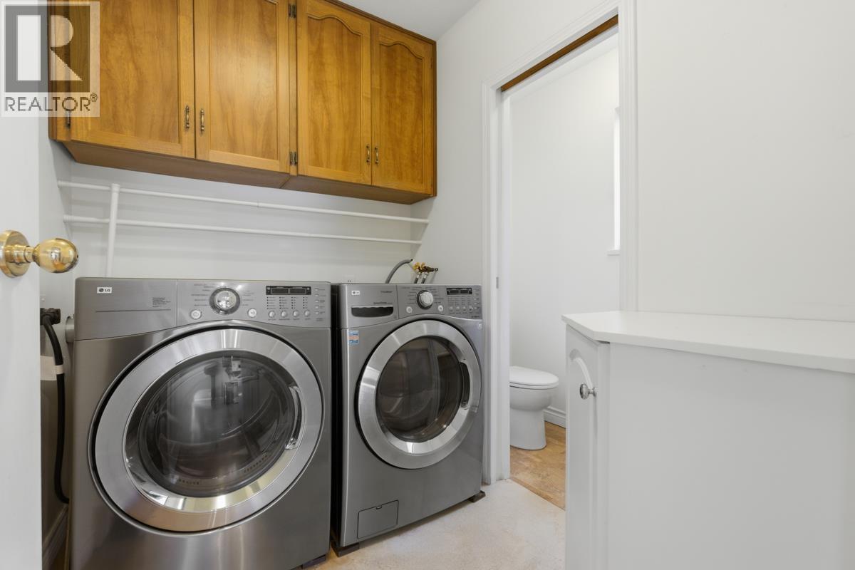 253 E 19th Street, North Vancouver, British Columbia  V7L 2Z1 - Photo 11 - R3110427