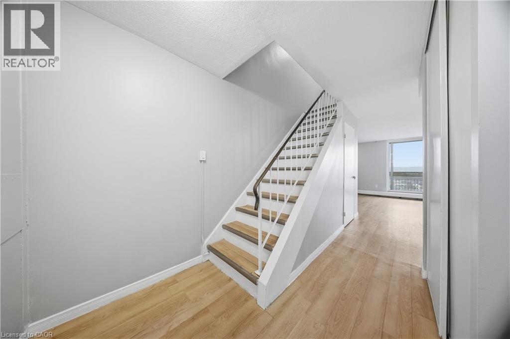 350 Quigley Road Unit# 811, Hamilton, Ontario  L8K 5N2 - Photo 12 - 40819824