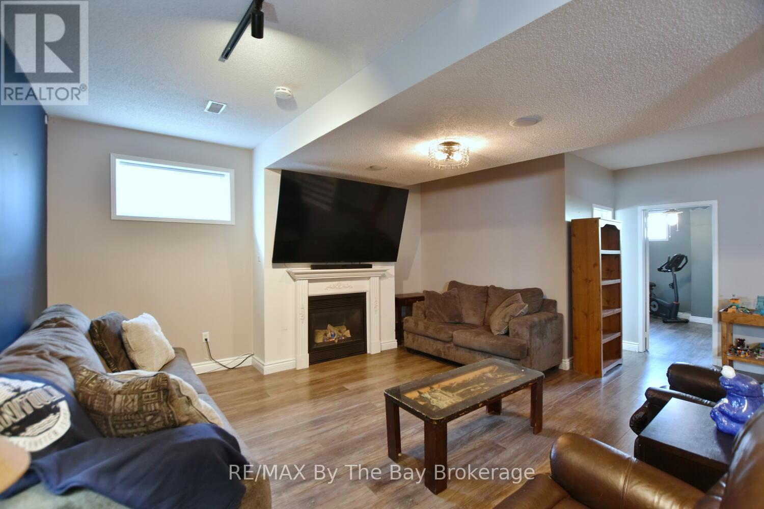 69 Caribou Trail, Wasaga Beach, Ontario  L9Z 1N3 - Photo 30 - S13000372