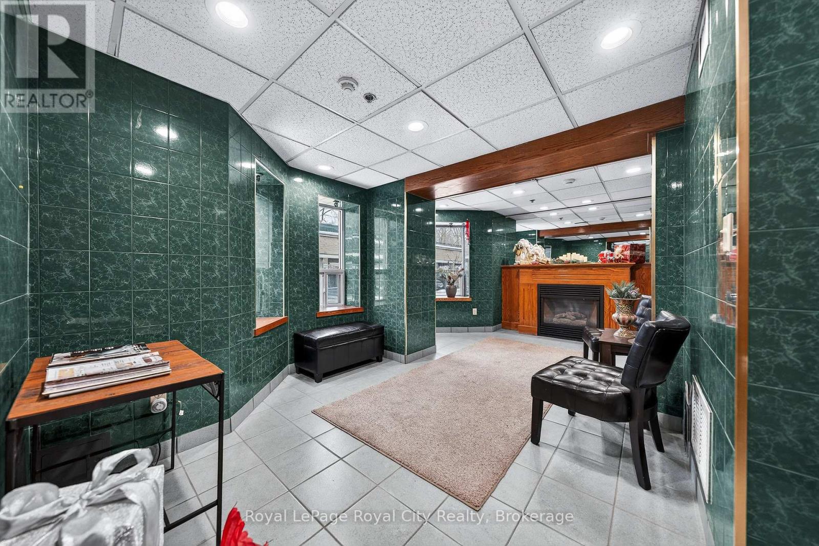 701 - 281 Bristol Street, Guelph, Ontario N1H 8J3 - Photo 5 - X13000328