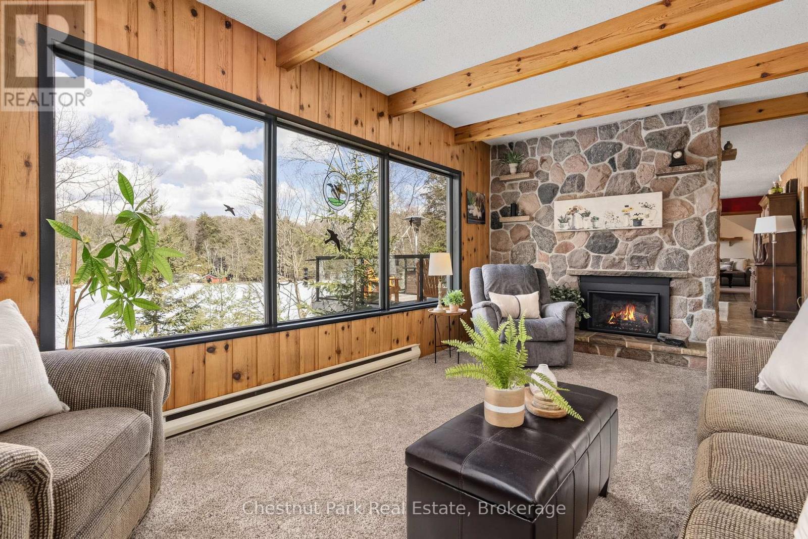 527 Harp Lake Road, Huntsville, Ontario  P1H 2J6 - Photo 4 - X13000598