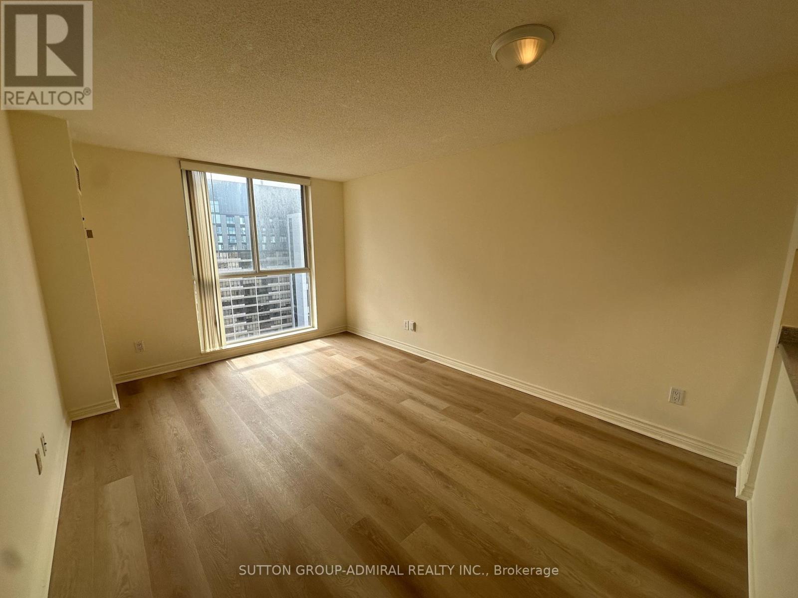 3102 - 736 Bay Street, Toronto, Ontario  M5G 1N6 - Photo 4 - C12873898