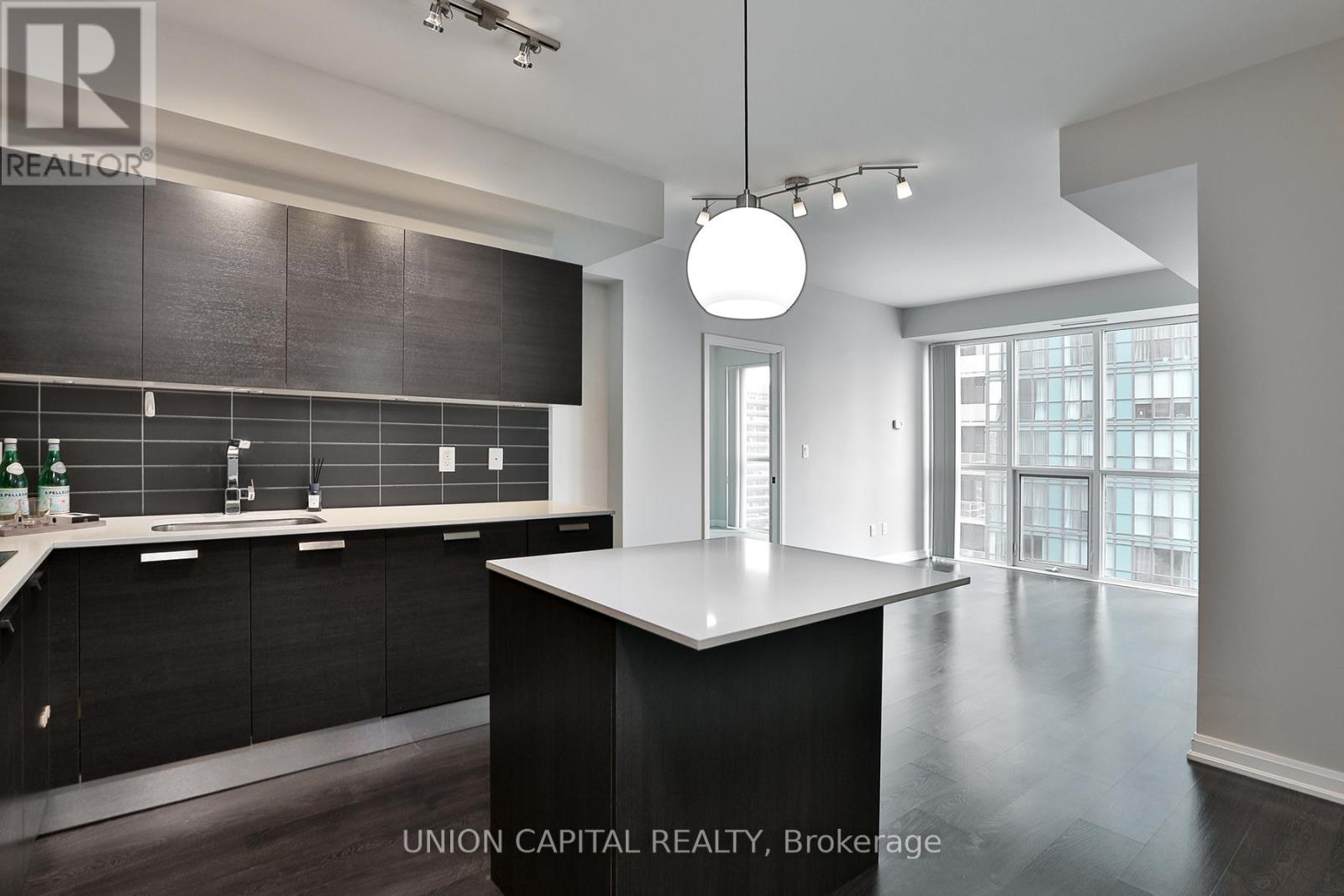 1701 - 11 Bogert Avenue, Toronto, Ontario  M2N 0H4 - Photo 4 - C12993470