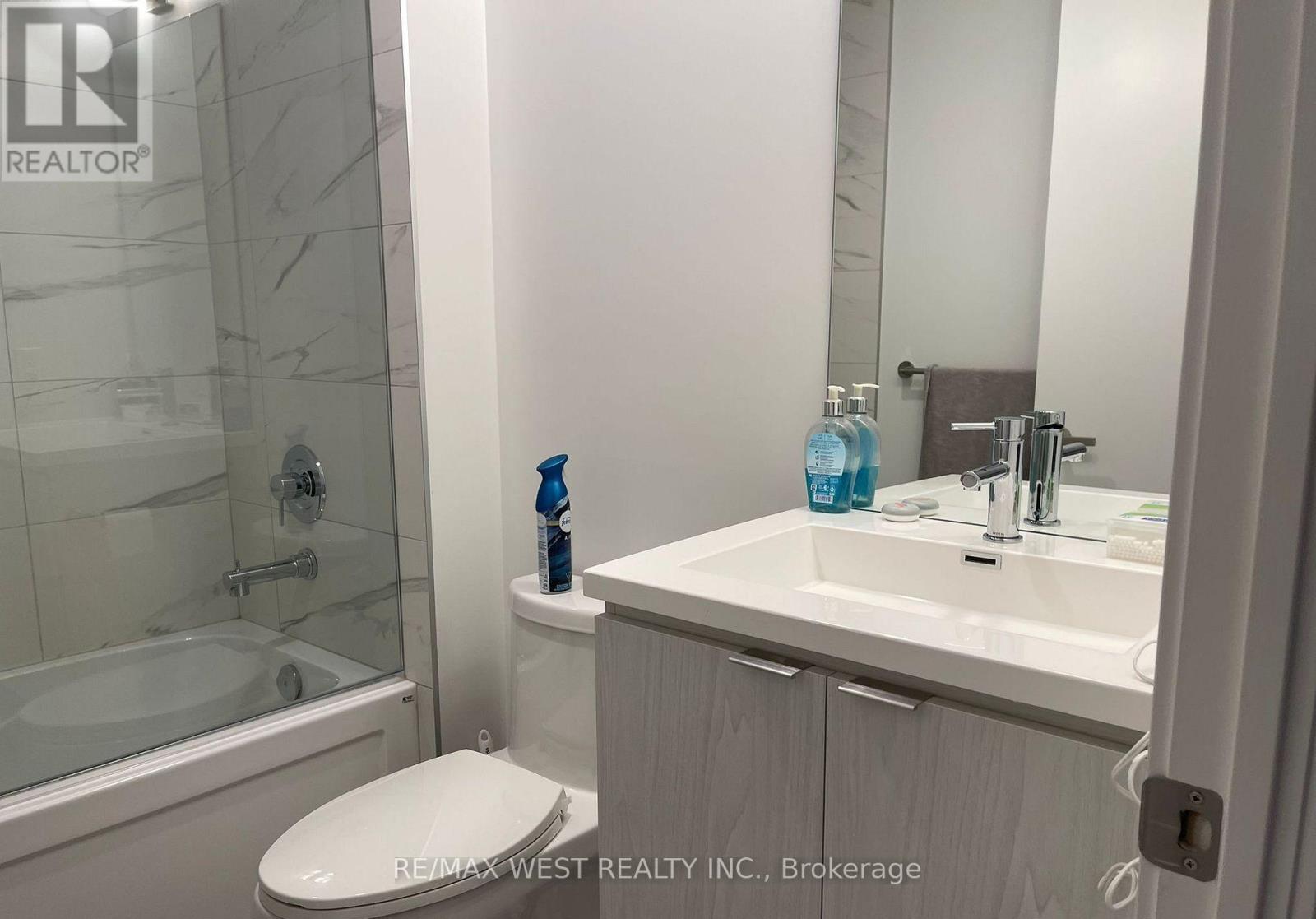 3802 - 55 Cooper Street, Toronto, Ontario  M5E 0G1 - Photo 12 - C13000188