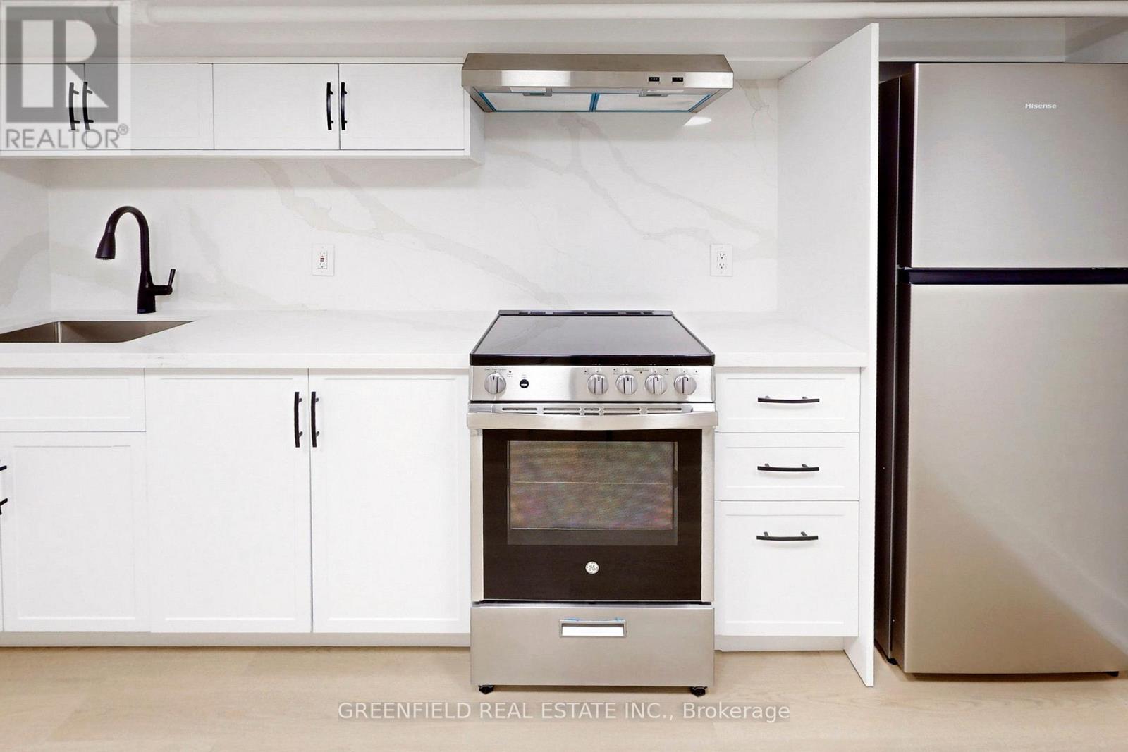 Lower - 1747 Bayview Avenue, Toronto, Ontario M4G 3C5 - Photo 11 - C13000342