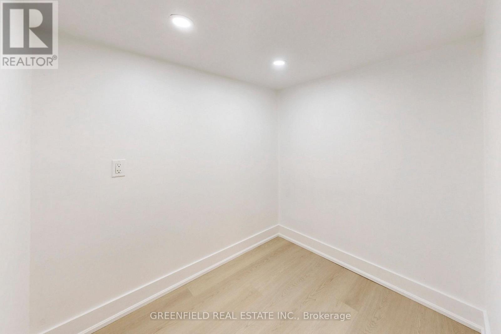 Lower - 1747 Bayview Avenue, Toronto, Ontario M4G 3C5 - Photo 23 - C13000342