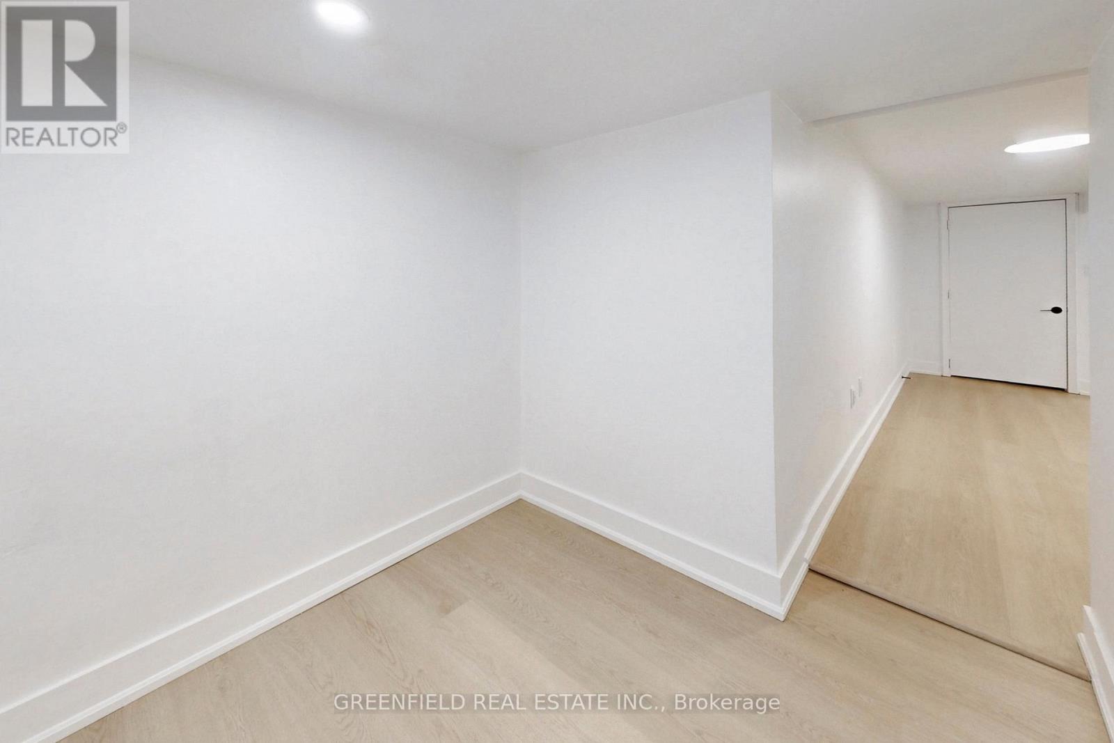 Lower - 1747 Bayview Avenue, Toronto, Ontario M4G 3C5 - Photo 25 - C13000342