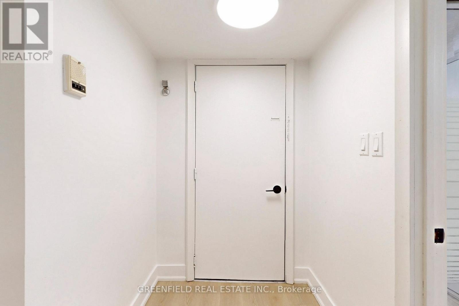 Lower - 1747 Bayview Avenue, Toronto, Ontario M4G 3C5 - Photo 33 - C13000342