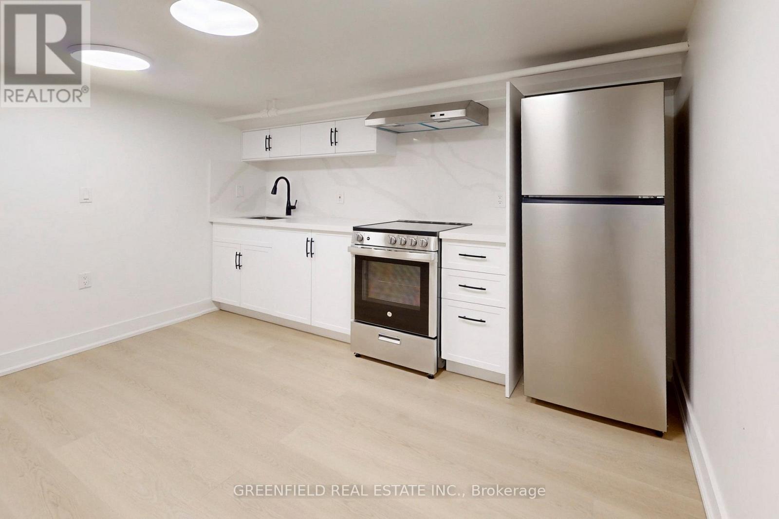 Lower - 1747 Bayview Avenue, Toronto, Ontario M4G 3C5 - Photo 7 - C13000342