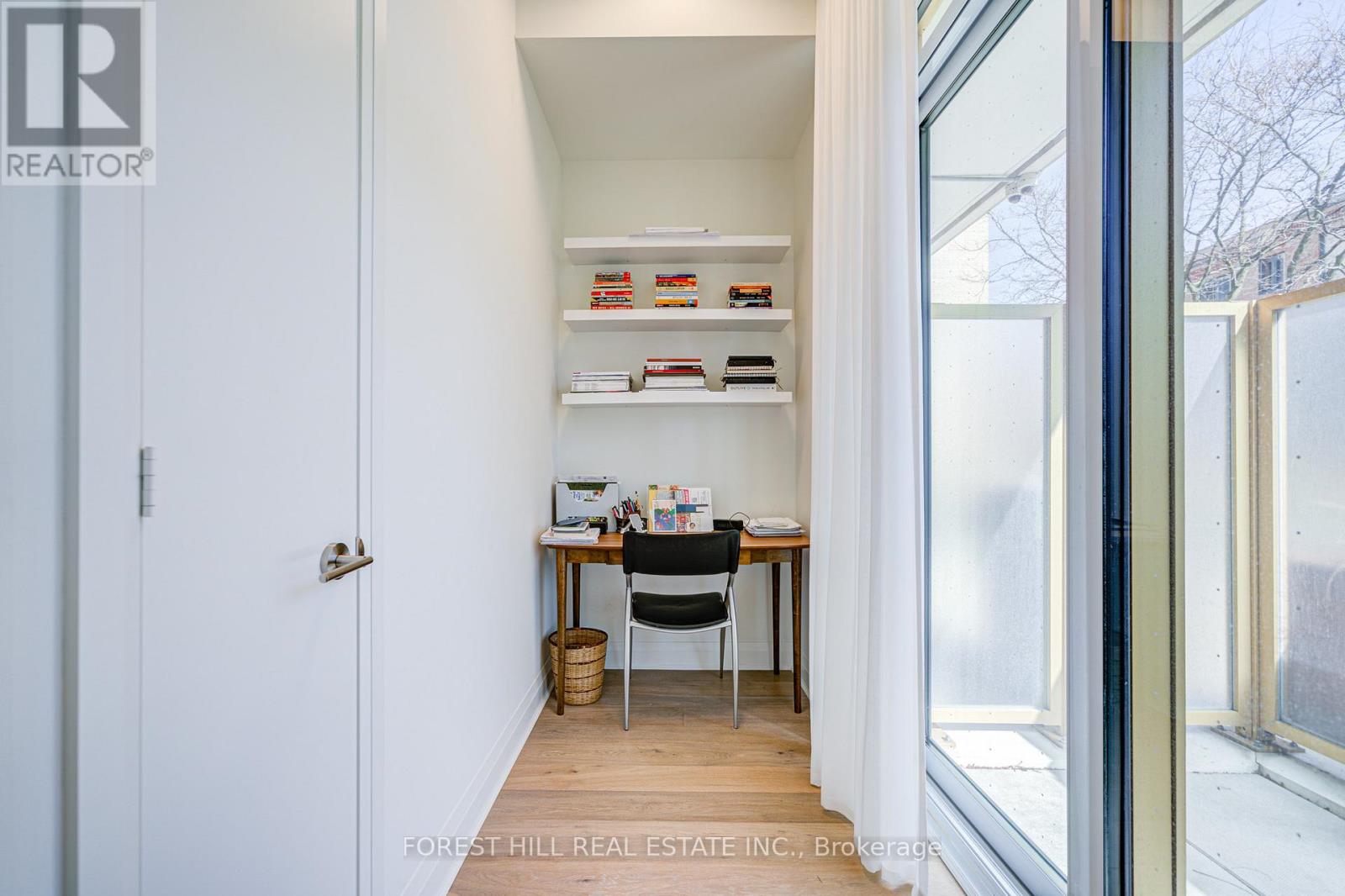 204 - 151 Avenue Road, Toronto, Ontario  M5R 0B8 - Photo 10 - C13000396