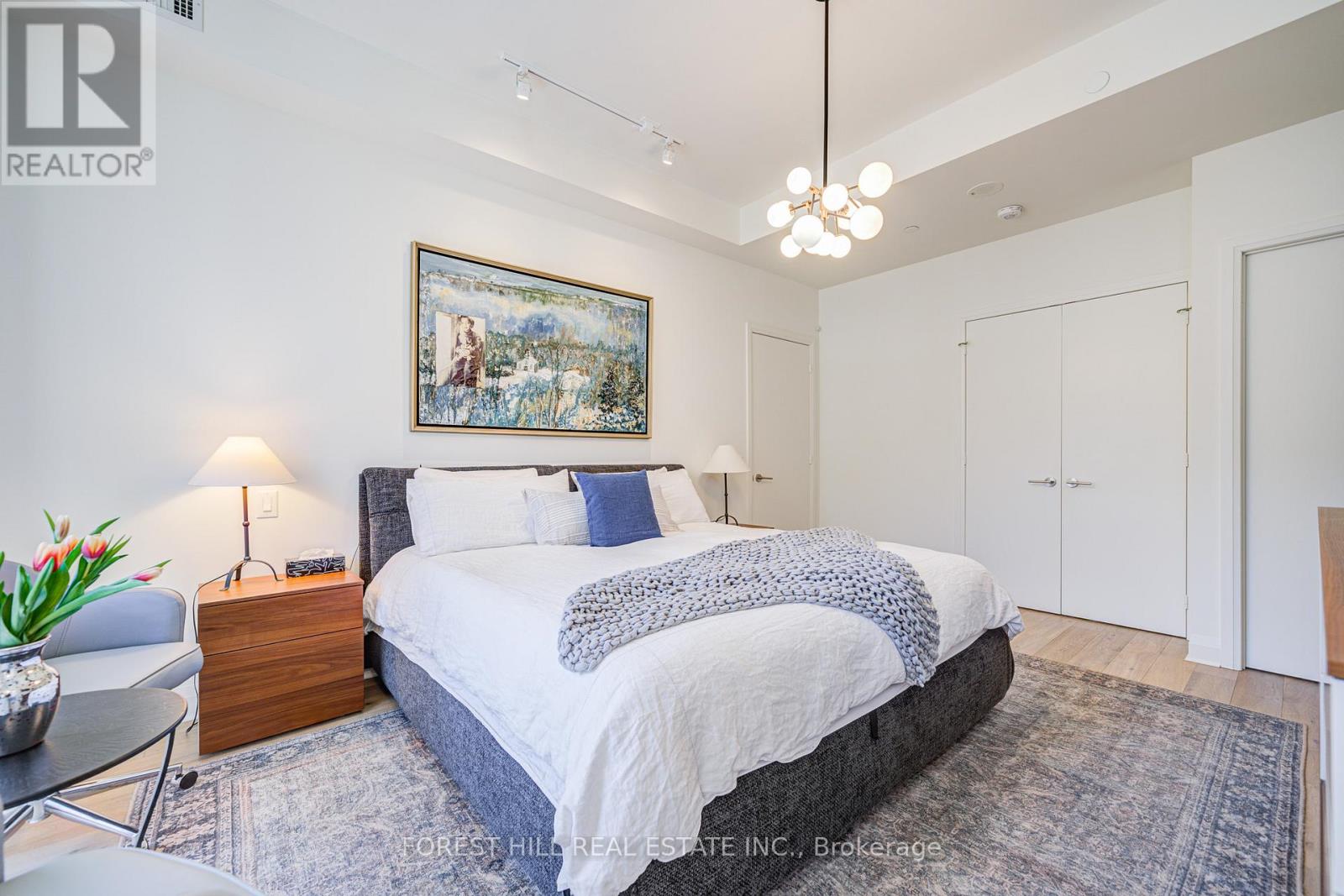 204 - 151 Avenue Road, Toronto, Ontario  M5R 0B8 - Photo 11 - C13000396