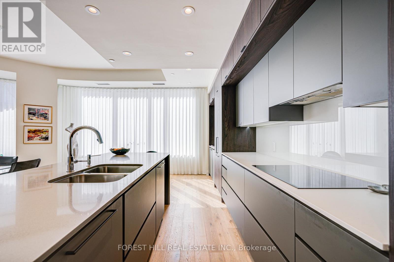 204 - 151 Avenue Road, Toronto, Ontario  M5R 0B8 - Photo 5 - C13000396