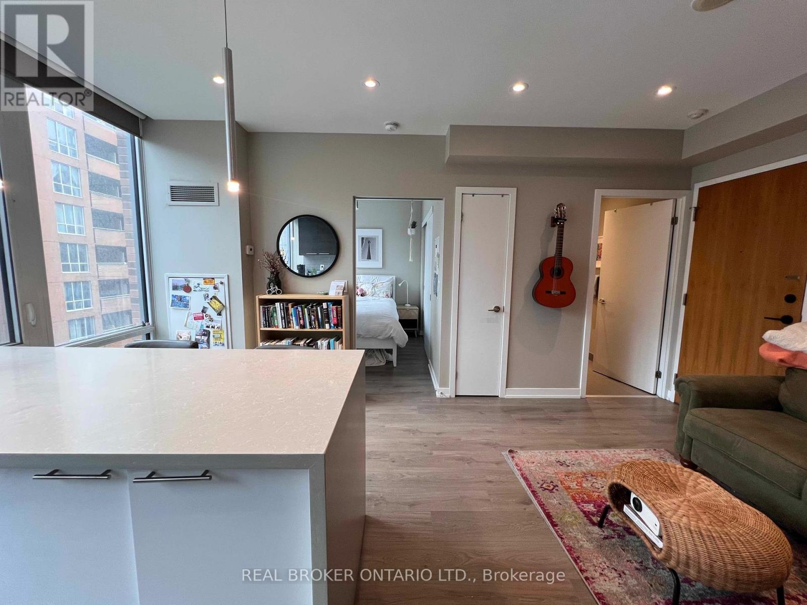 1 Market Street, Toronto, Ontario  M5E 0A2 - Photo 3 - C13000412