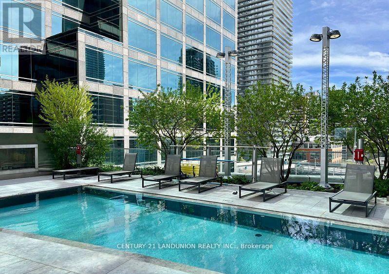 1508 - 1 Bloor Street E, Toronto, Ontario  M4W 0A8 - Photo 32 - C13000448