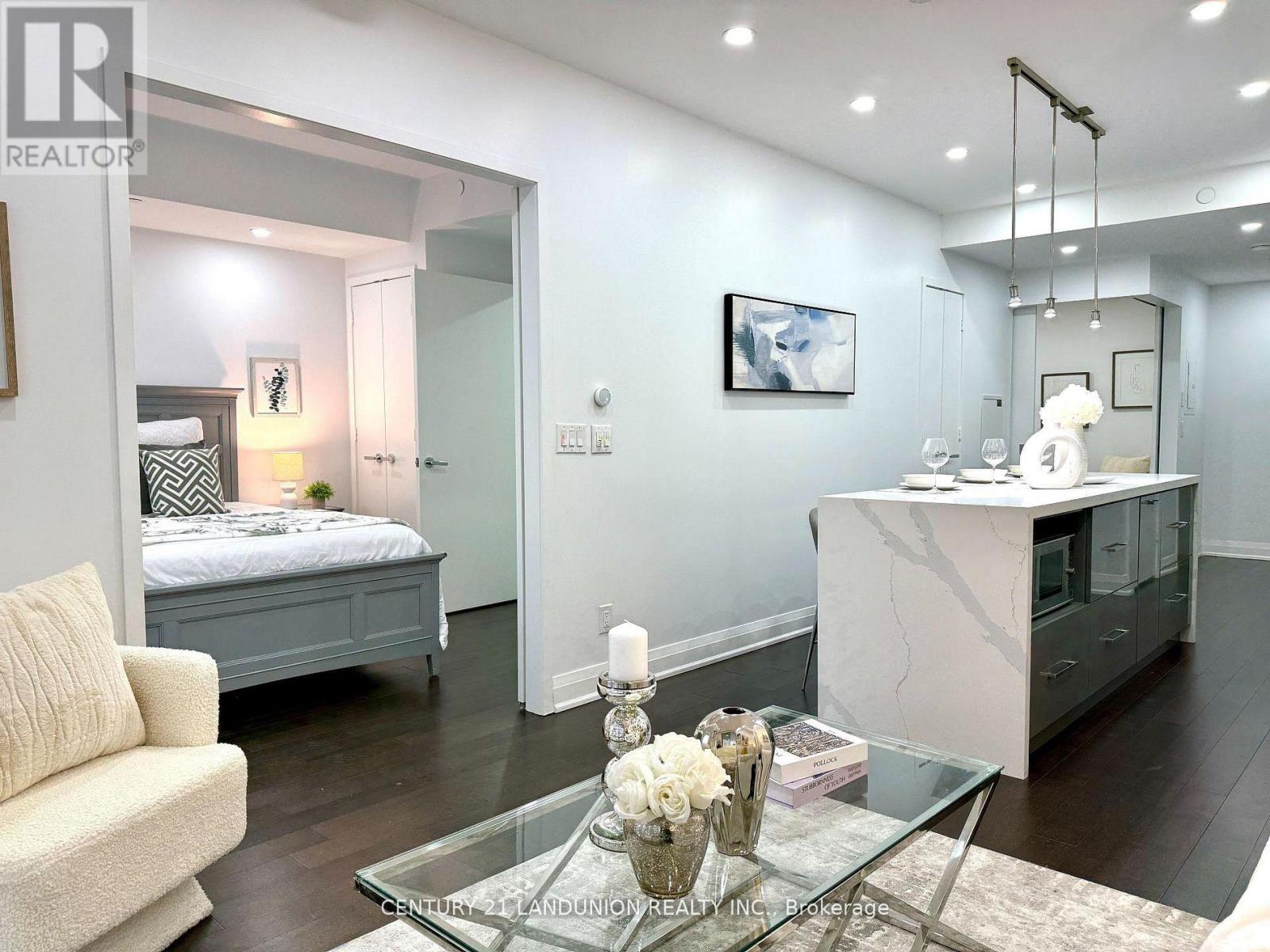 1508 - 1 Bloor Street E, Toronto, Ontario  M4W 0A8 - Photo 7 - C13000448