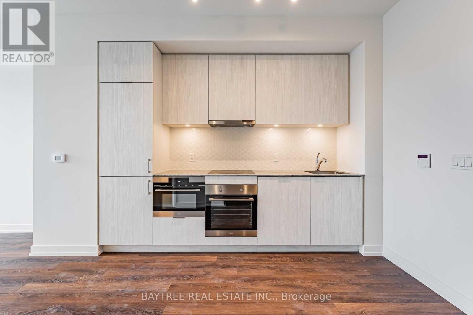 422 - 158 Front Street E, Toronto, Ontario  M5A 1E5 - Photo 3 - C13000496