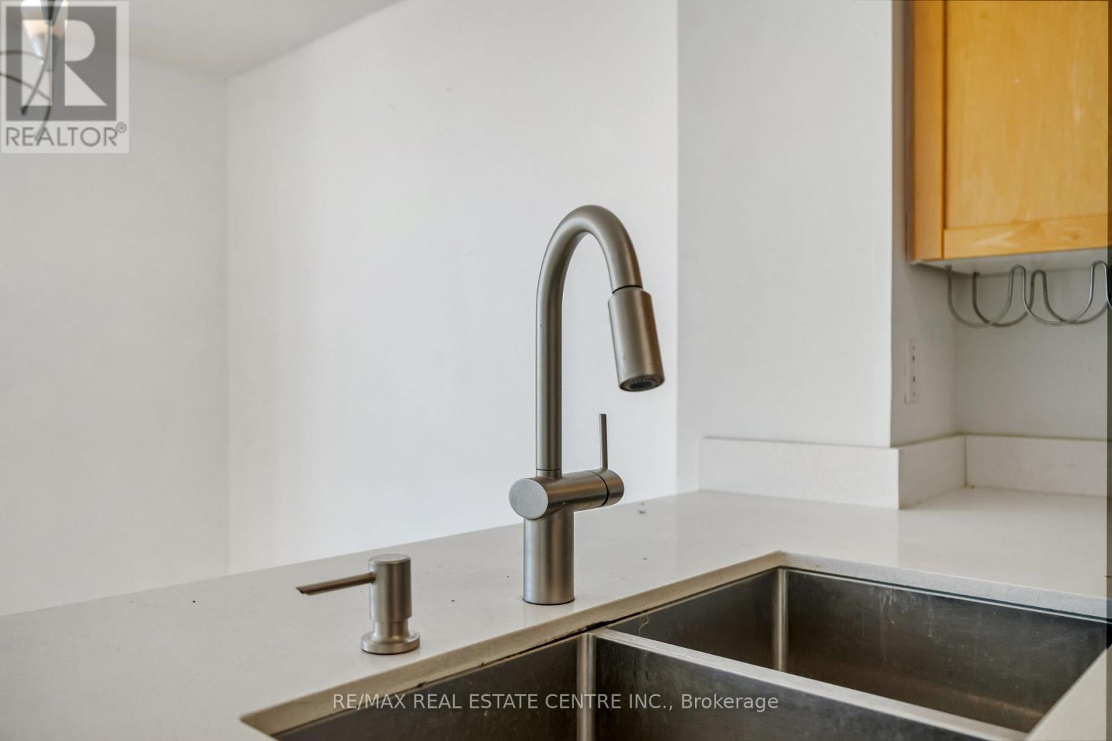 1605 - 30 Harrison Garden Boulevard, Toronto, Ontario  M2N 7A9 - Photo 9 - C13000528