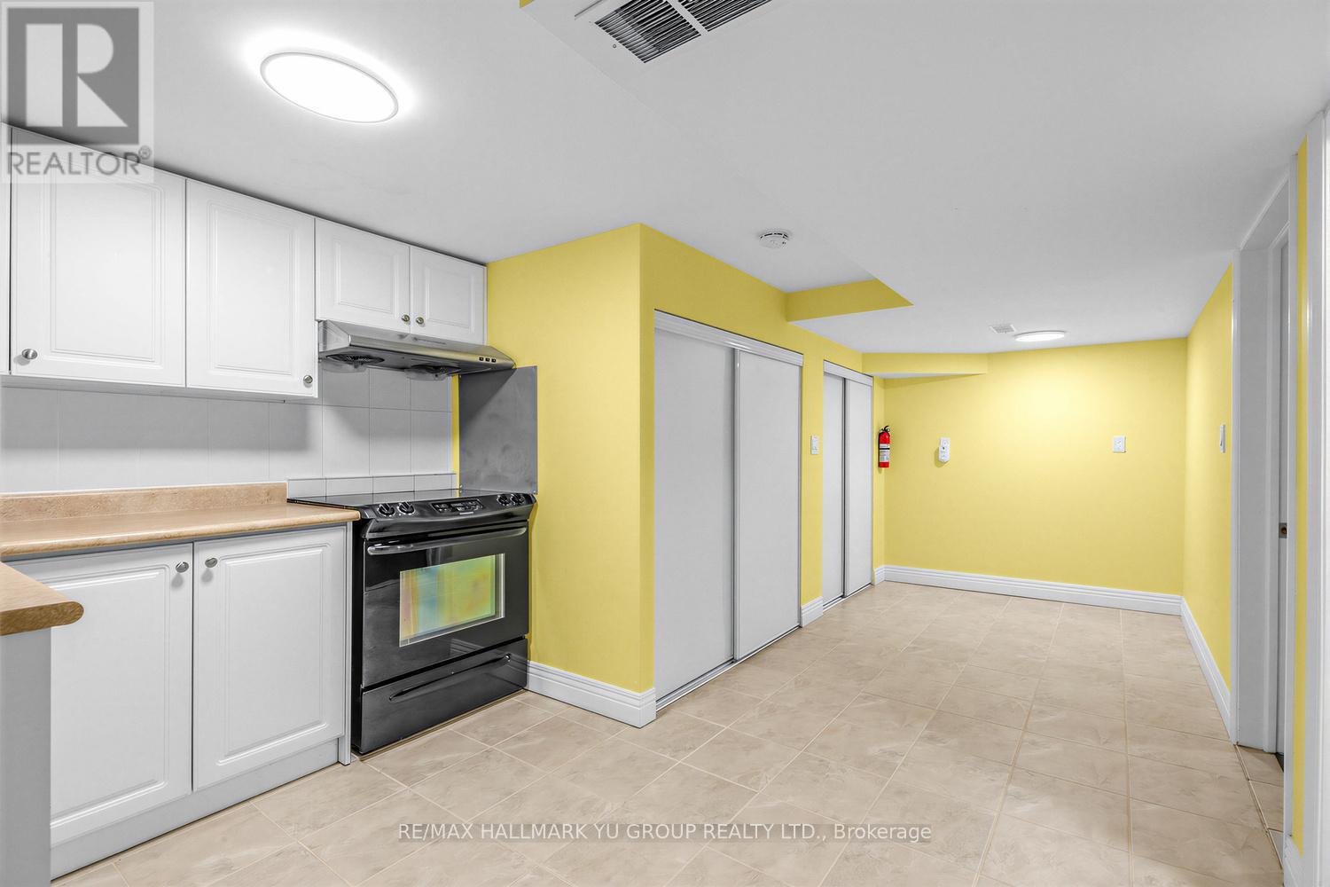 9 Clydesdale Drive, Toronto, Ontario  M2J 3N1 - Photo 16 - C13000560