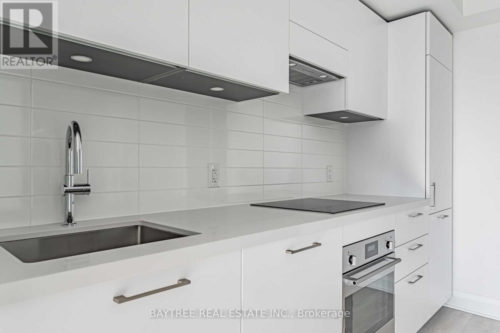 310 - 33 Frederick Todd Way, Toronto, Ontario  M4G 0C9 - Photo 4 - C13000574