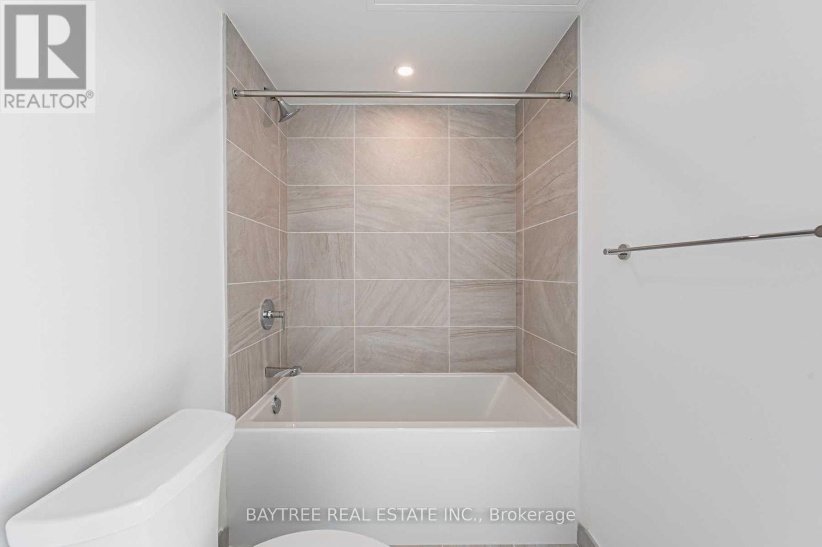 310 - 33 Frederick Todd Way, Toronto, Ontario  M4G 0C9 - Photo 8 - C13000574