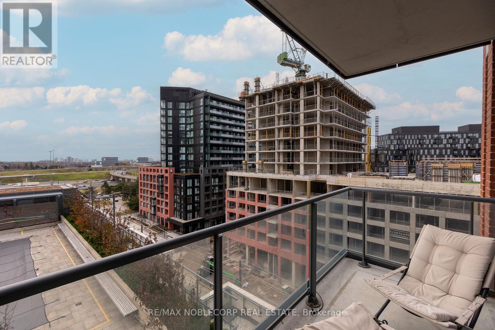 923 - 31 Tippett Road, Toronto, Ontario  M3H 2V1 - Photo 29 - C13000578